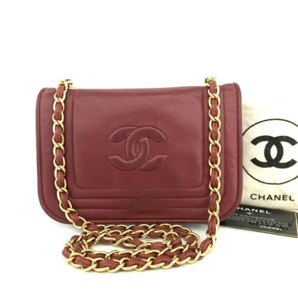 CHANEL Handbags - CHANEL Quilted CC Push Lock Vintage Shoulder Bag